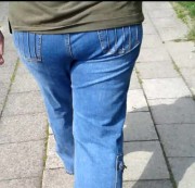 Lina989 - Mein Dicker Jeans Arsch