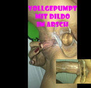 Litschikiss - Doggy vollgepumpt mit Dildo im Arsch