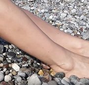 Ltv123 – Foot fetish on beach