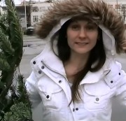 LuckyMel - Blowjob im Weihnachtsbaum-Taxi