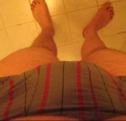 MFORMALE - Geil Abgepisst im Slip aufm Saunaklo