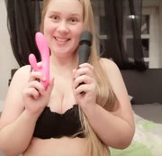 Maja-Meer - Mein erstes Toy. Usergeschenk bringt mich zum Orgasmus!
