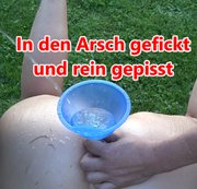 Melina-May – In den Arsch gefickt und rein gepisst