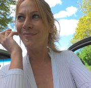Miley-Weasel – Spermageile Sau an der Landstrasse gefickt