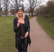 Miley-Weasel - Billige 50€ Schlampe lässt sich besamen