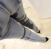 Milfluder_Lili – Extremer Jeans Piss