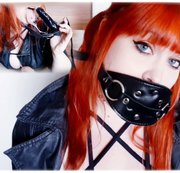 MinaDemonic – Sabbernder Tittenfick mit Dildoknebel!