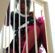 Miss-Busty-MilF - Samstags bin ich mit Treppe putzen dran. *** REAL***