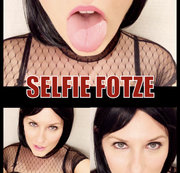 Miss-Doertie – Selfie FOTZE