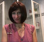MissAlisa - Nasse MILF-Muschi beim Putzen