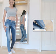 MysexyMel – Mega Spiegel Jeans- Piss