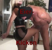 NadjaSummer - Eier-Kicken