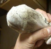 Newcummer-2018 – Sockjob: Einfach die getragenen Sneakersocken vollgesaut…