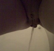 NickyCavalli - Mein erstes Video: Sieh mir beim pinkeln zu