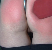 Nippel_Susi – Bin mit dem BDSM-Hook angekettet und bekomme ein Hardcore-Spanking