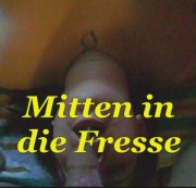 NotgeileClarissa - Mitten in die Fresse