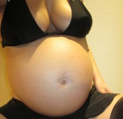 Nylonschlampenrw - Schwanger pissen