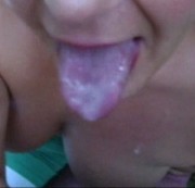 OutdoorFickluder - Outdoor Blowjob schön ins Gesicht