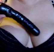 OutdoorFickluder - Hm so schöne Brüste Push Up und schwarzer Dildo