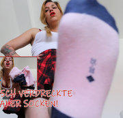 PalinaAddicted – LUTSCH VERDRECKTE SNEAKER SOCKEN