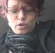 Popp-Sylvie - Masturbiert am Parkplatz