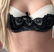 Pretty_Girl – Sperma Wahnsinn. Spritz die kleine Teeny-Göre voll.