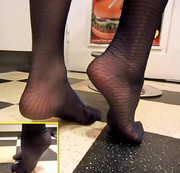 Pria_Hotlegs – Fußtraining