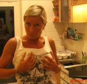 Ramona_Deluxe - Der Gerichtsvollzieher-Schulden weggeblasen