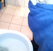 Roccos01 - ich muss mal dringend pissen