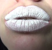 RussianBeauty – Magic White Lips