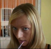 SamAngel - Lippgloss-mal meine Lippen an und schaue mir Tief in mein Arschloch