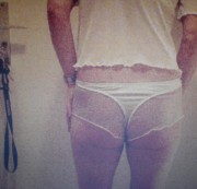 Sara-Sweet - Ein lauter Furz - kurz (U.W.)