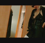 Sara-Sweet - Ich fick dich in den Arsch, Sklave!