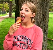 Sarah_Secret – SPONTANES DATE ESKALIERT – CREAMPIE-ÜBERFLUTUNG nach dem EISESSEN