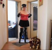 Schaetzele – in Lackstiefel 2
