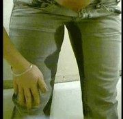 Schoolgirl69 - pipi in jeans