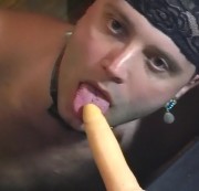 Selfpissingboy - Sucking.