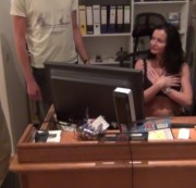Sexy-Nadine - Doppelmuschi im Schwesternzimmer