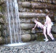 SexyLorie - Outdoor Fick vor Wasserfall 2/2  HD Video