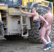 SexyLorie - Geiler Fick auf Baustelle 1/2