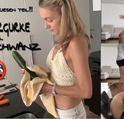Sexy_Anya – RIESENGURKEN-FICK vs. echter Schwanz!!!