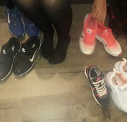 Shinylady2015 – Sneaker – Shoeplay mit Strumpfhose / Fertige dreckige & neue Sneaker – wärst DU ein guter Putzsklave