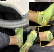 SkaterboysocksXL - Sneakersocken beim Autofahren