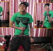 SkaterboysocksXL - Latino Skater beim Rauchen u.Wichsen