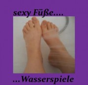 Spermaprinzessin - Fußfetisch - ich dusche meine Füße!