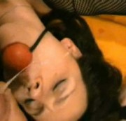 Sub Christina – Geknebelt und angespritzt