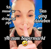 Sunny-Sin - Ich musste so so dringend pipi. Ab zum Supermarkt