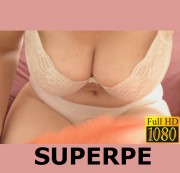 Superpe - Megatitten und Achselhaare HD