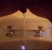 Sweet-Mausi - Beim Pissen