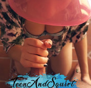 TeenAndSquirt – BJ B4 Beach